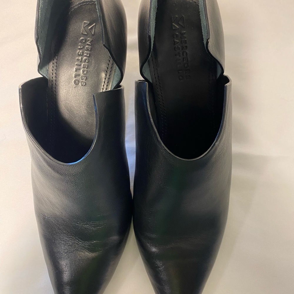 Mercedes Castillo Telma cut out leather booties 37., like new - Picture 7 of 16